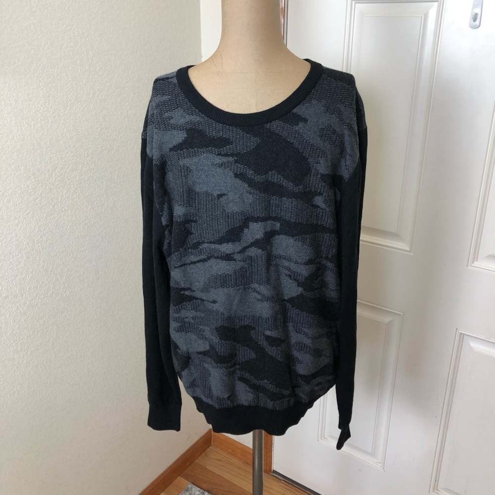NWT Stewart Of Scotland Camo Print Sweater